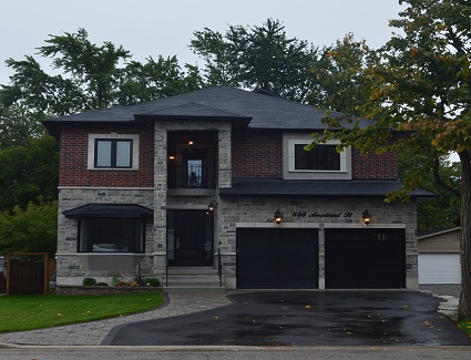 Custom home Pickering